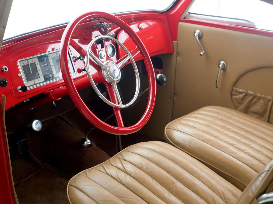 Интерьер Steyr 220 Cabriolet 1937 года  (фото 16 из 16)